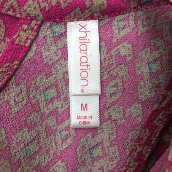 XHILARATION Top Sleeveless Keyhole High Neck V Cut Out Boho Southwestern Medium - Picture 6 of 9